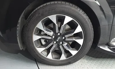 Kia Canival 2021, 91896 км, за 15688.59 USD