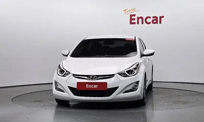Hyundai Avante 2015, 95622 км, за 4937.55 USD