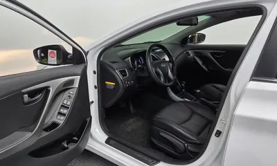 Hyundai Avante 2015, 95622 км, за 4937.55 USD - фото 10
