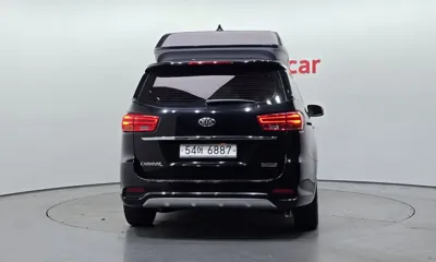 Kia Canival 2019, 95683 км, за 13544.76 USD