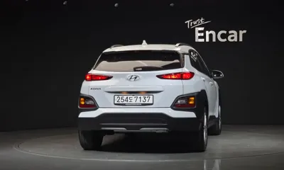 Hyundai Kona 2020, 18848 км, за 11525.68 USD