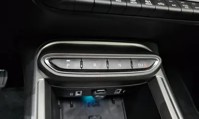 Jeep Avenger 2024, 8008 км, за 18962.67 USD - фото 9
