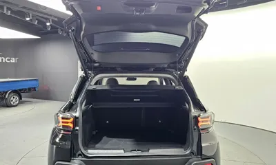 Jeep Avenger 2024, 8008 км, за 18962.67 USD - фото 20