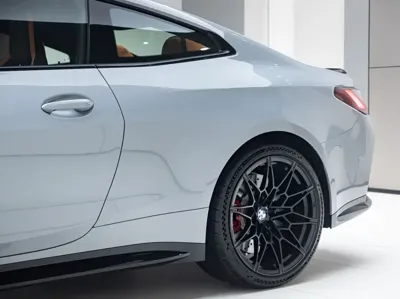 BMW M4 2023, 10000 км, за 136733.87 USD