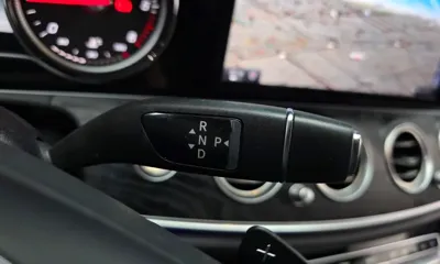 Mercedes-Benz E-Class 2017, 125643 км, за 11159.25 USD - фото 9