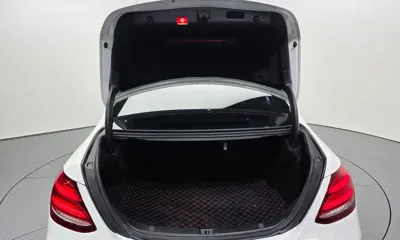 Mercedes-Benz E-Class 2017, 125643 км, за 11159.25 USD - фото 20