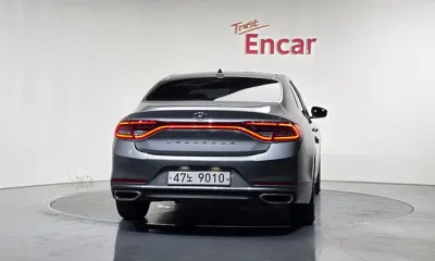Hyundai Grandeur 2018, 153731 км, за 6892.48 USD