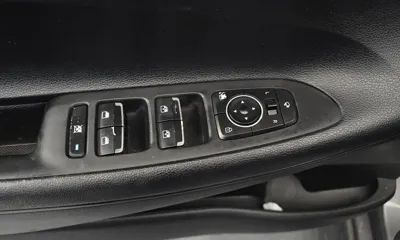 Hyundai Grandeur 2018, 153731 км, за 6892.48 USD - фото 20