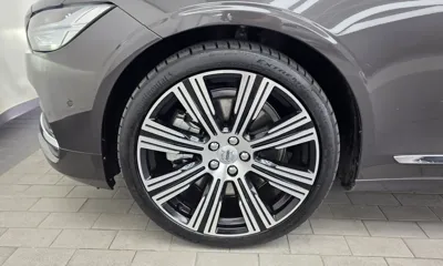 Volvo S90 2023, 49000 км, за 26632.8 USD