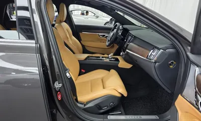 Volvo S90 2023, 49000 км, за 26632.8 USD - фото 11