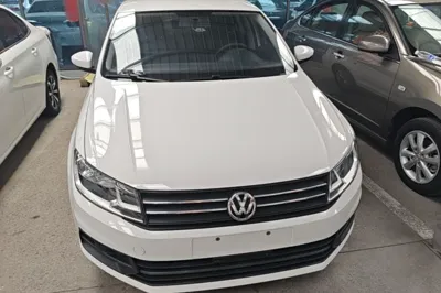 Volkswagen Santana 2016, 68500 км, за 7013 USD