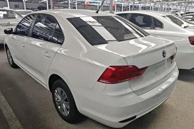 Volkswagen Santana 2016, 68500 км, за 7013 USD