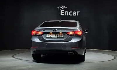 Hyundai Avante 2016, 51611 км, за 5407.17 USD