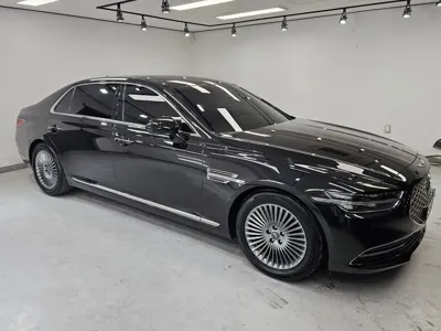 Genesis G90 2019, 172981 км, за 17065.15 USD