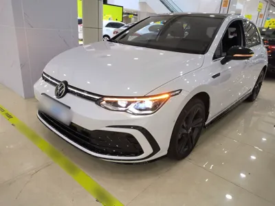 Volkswagen Golf · 2021 год