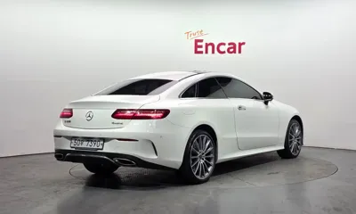 Mercedes-Benz E-Class 2017, 140491 км, за 15926.67 USD
