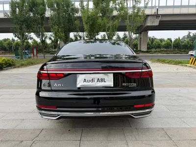 Audi A8 2019, 110000 км, за 44701.9 USD