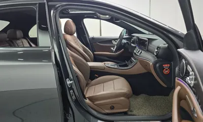 Mercedes-Benz E-Class 2023, 60276 км, за 24755.71 USD - фото 26