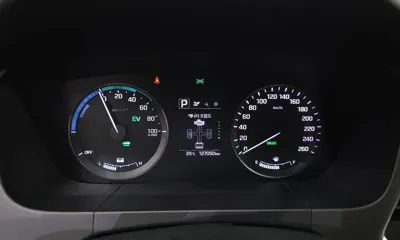 Hyundai Sonata 2015, 127050 км, за 5014 USD - фото 8