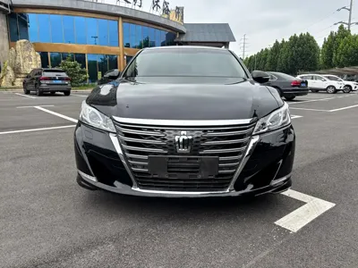 Toyota Crown 2016, 85000 км, за 13095.68 USD