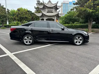 Toyota Crown 2016, 85000 км, за 13095.68 USD