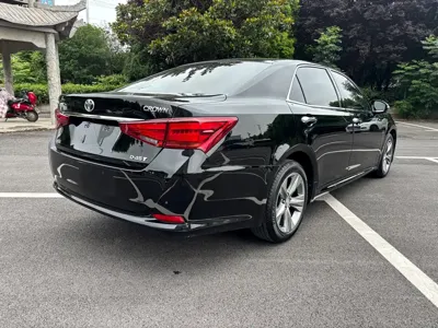 Toyota Crown 2016, 85000 км, за 13095.68 USD