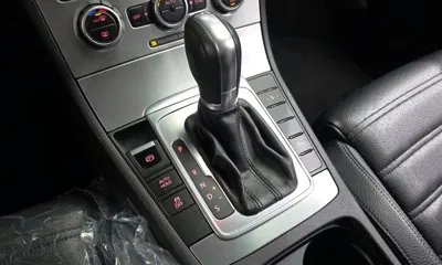 Volkswagen CC 2013, 144268 км, за 3610.35 USD - фото 9