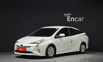 Toyota Prius · 2018 год