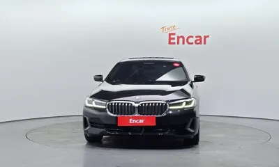 BMW 5-Series 2021, 75729 км, за 24222.13 USD
