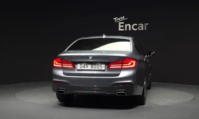 BMW 5-Series 2017, 179782 км, за 11093.61 USD