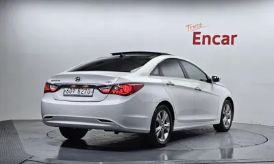 Hyundai Sonata 2010, 158757 км, за 2185.43 USD