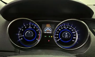 Hyundai Sonata 2010, 158757 км, за 2185.43 USD - фото 8