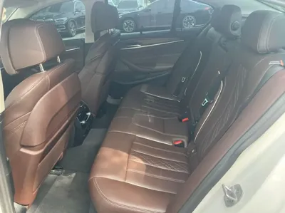 BMW 5-Series 2023, 21500 км, за 25370.83 USD