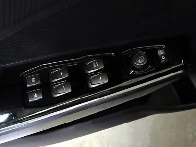 KG_Mobility_Ssangyong TIBOLI 2021, 107094 км, за 6635.45 USD - фото 13
