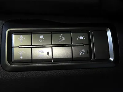 KG_Mobility_Ssangyong TIBOLI 2021, 107094 км, за 6635.45 USD - фото 14