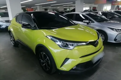 Toyota C-HR 2018, 49600 км, за 9918 USD