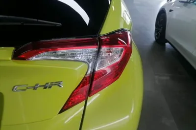 Toyota C-HR 2018, 49600 км, за 9918 USD - фото 9