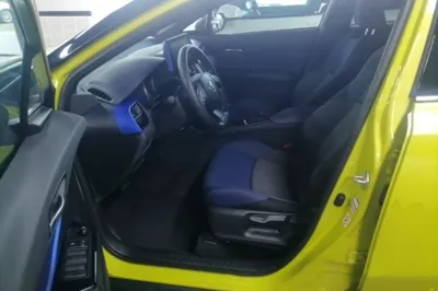 Toyota C-HR 2018, 49600 км, за 9918 USD - фото 17