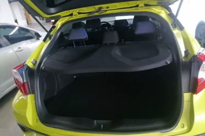 Toyota C-HR 2018, 49600 км, за 9918 USD - фото 22