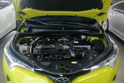 Toyota C-HR 2018, 49600 км, за 9918 USD - фото 24