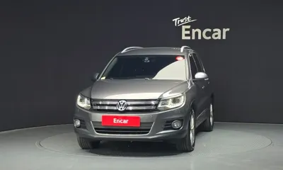 Volkswagen Tiguan 2015, 88929 км, за 6541.13 USD