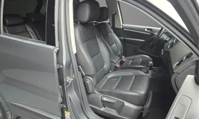 Volkswagen Tiguan 2015, 88929 км, за 6541.13 USD - фото 12