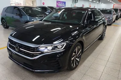 Volkswagen Passat · 2025 год