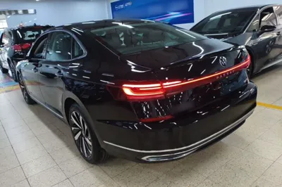 Volkswagen Passat 2025, 7500 км, за 23704 USD - фото 6