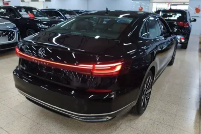 Volkswagen Passat 2025, 7500 км, за 23704 USD - фото 8
