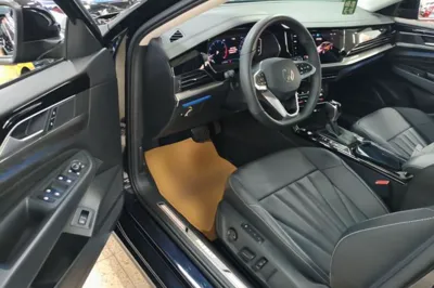 Volkswagen Passat 2025, 7500 км, за 23704 USD - фото 20