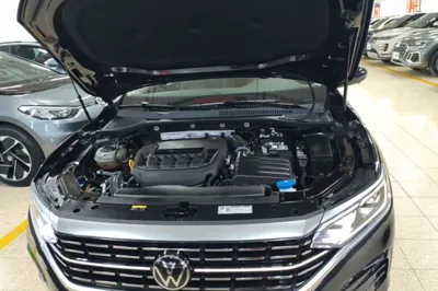 Volkswagen Passat 2025, 7500 км, за 23704 USD - фото 24