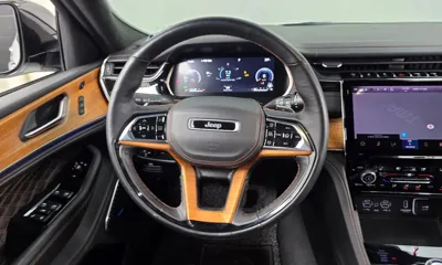 Jeep Cherokee 2023, 54624 км, за 38729.16 USD - фото 13