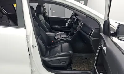 Kia Sportage 2018, 113103 км, за 8582.75 USD - фото 12