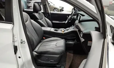 Hyundai Santafe 2022, 46832 км, за 18195.4 USD - фото 12